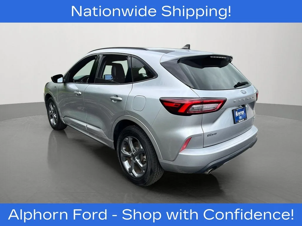 Used 2023 Silver Ford ST-Line image 3