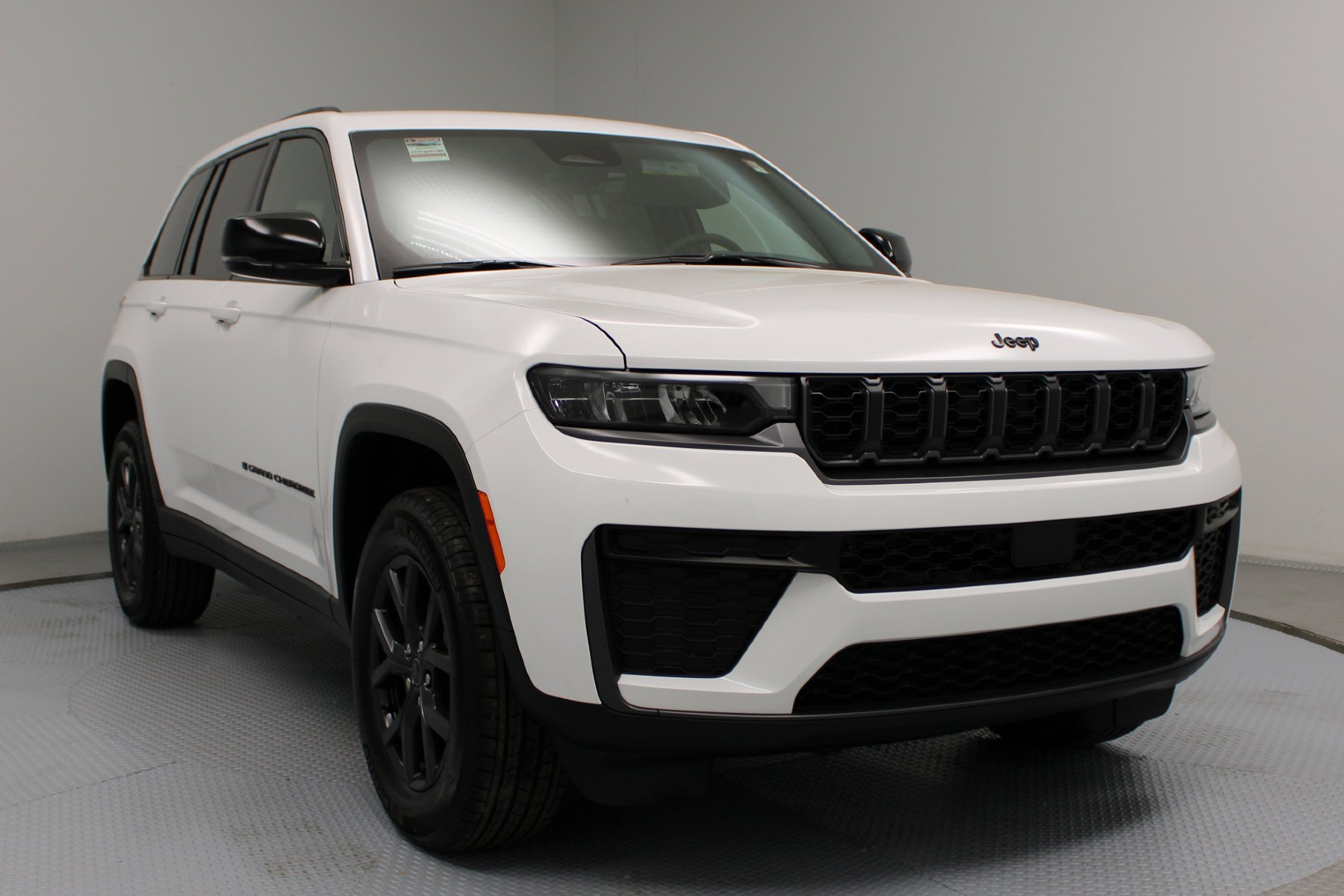 2027 Jeep Grand Cherokee