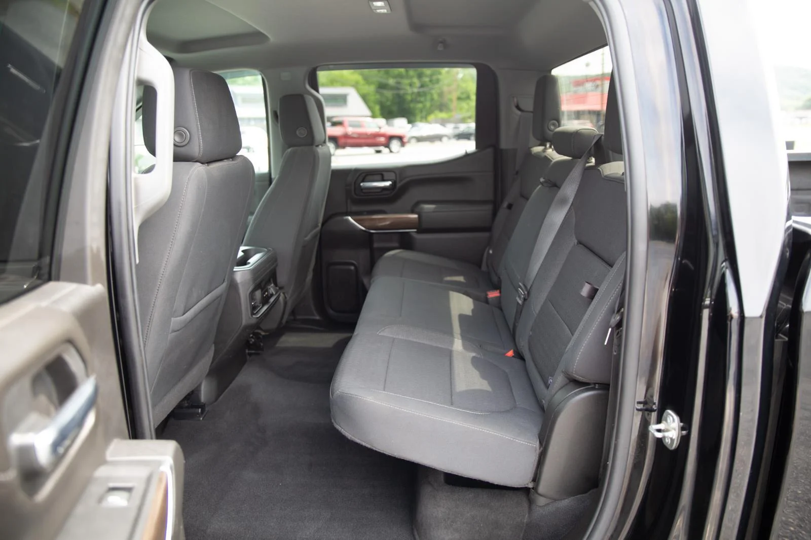 Used 2021 BLACK Chevrolet RST image 20