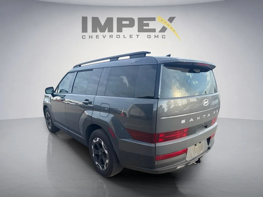 Used 2024  Hyundai SEL image 3