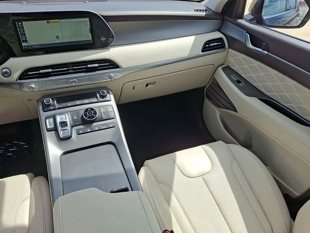 Used 2020 Red Hyundai Limited image 16