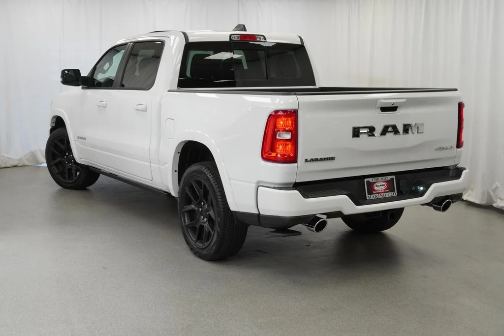2026 RAM 1500 Laramie - Photo 13