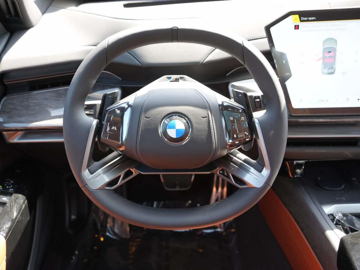 New 2027 Dravit Grey Metallic BMW 740i image 8