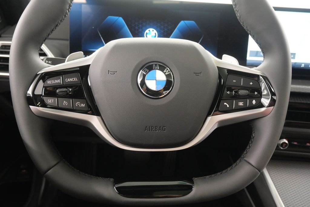 2025 BMW 3 Series 330i - Photo 19