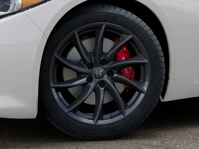 New 2025 Milano White Exterior Paint Alfa Romeo Base image 9