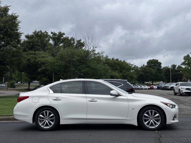 Used 2015 Moonlight White INFINITI AWD/Heated Steering Wheel/Rear Camera image 3