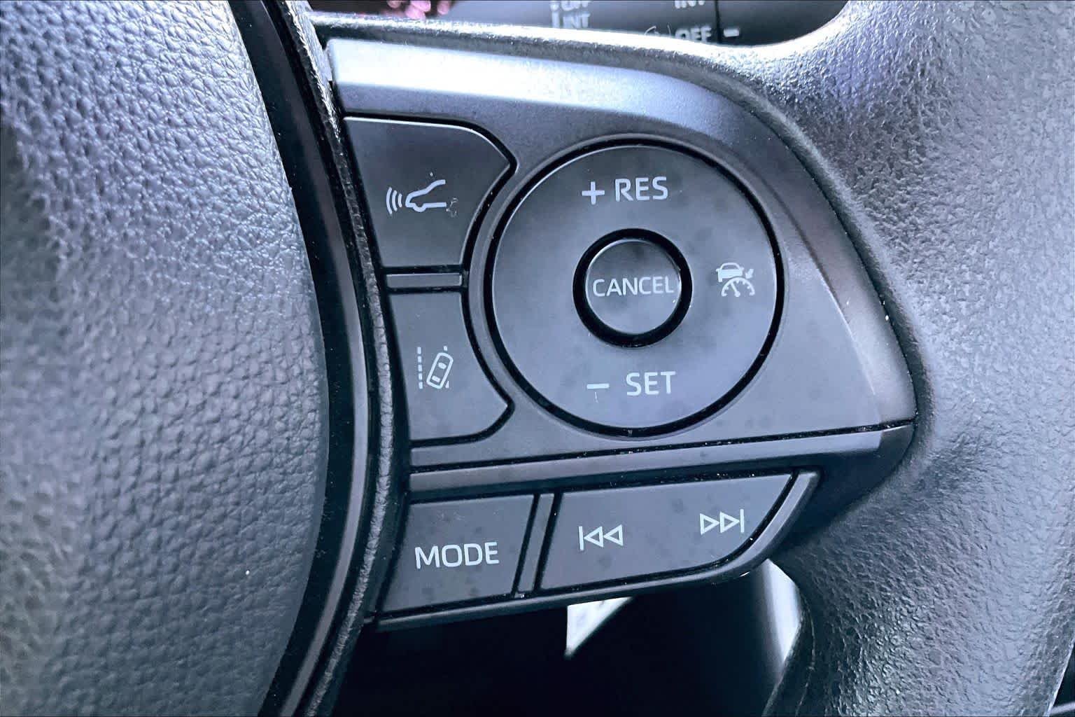 Used 2022 Magnetic Gray Metallic Toyota LE image 19