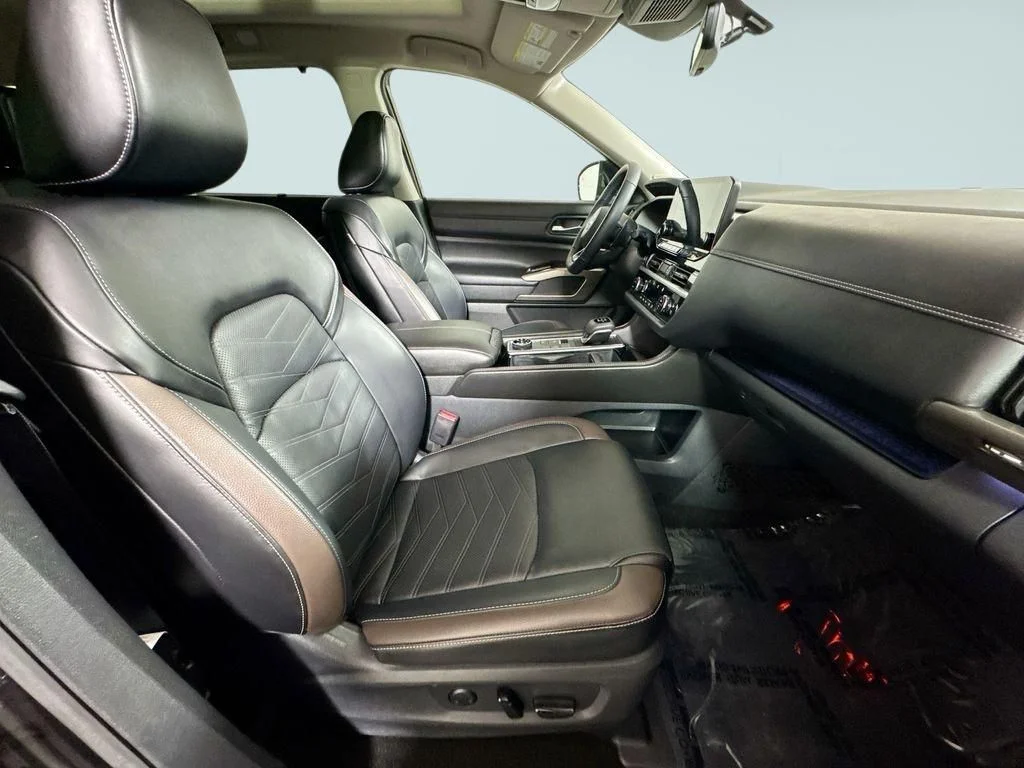2024 Nissan Pathfinder Platinum - Photo 10