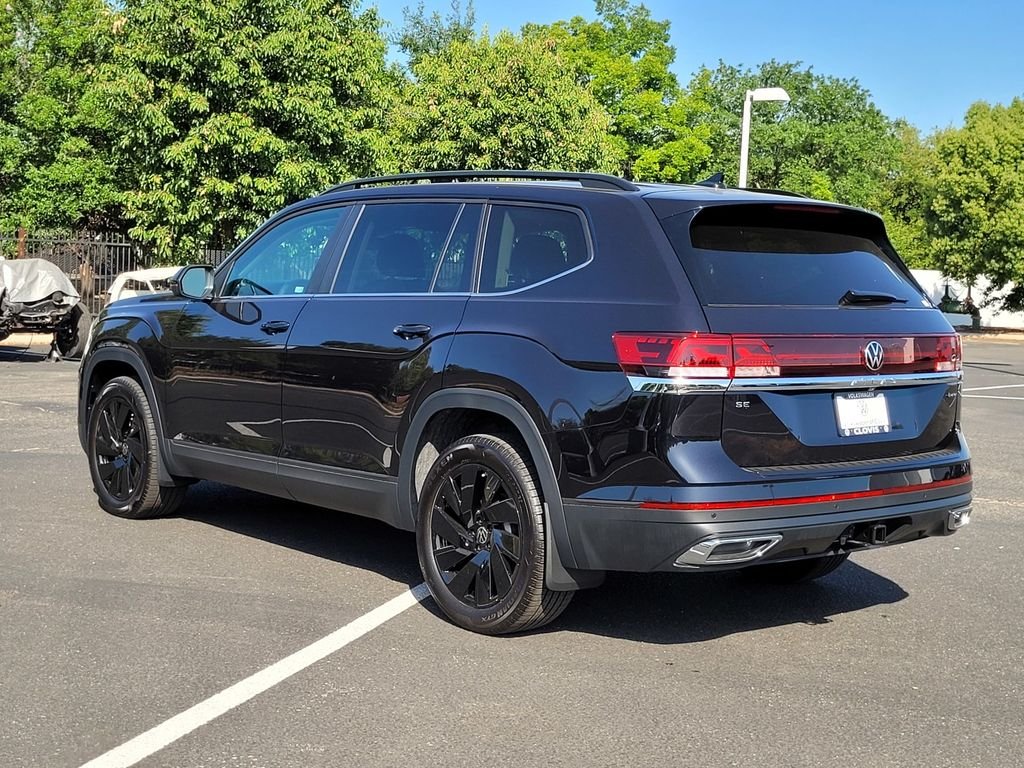 2025 Volkswagen Atlas SE w/Tech - Photo 7