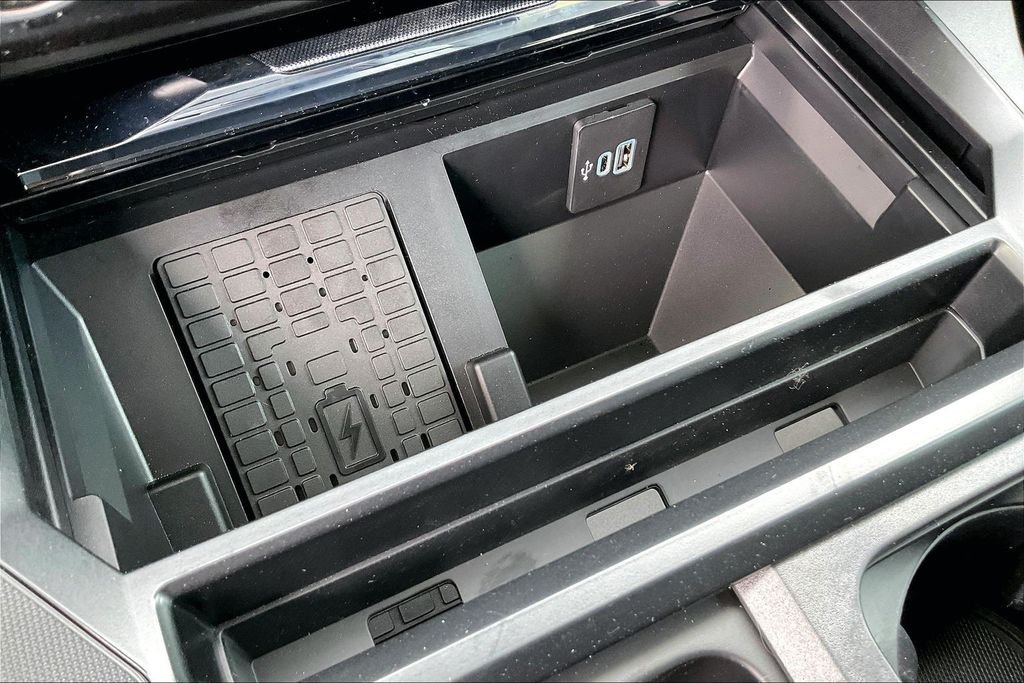 New 2026 Ford Super Duty F-250 Lariat 4D Crew Cab