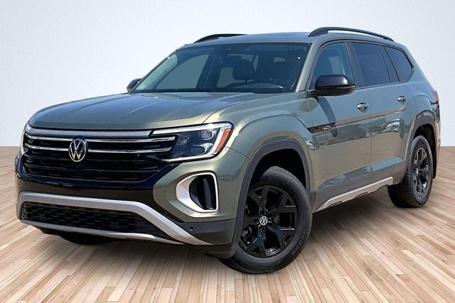 2024 Volkswagen Atlas 2.0T Peak Edition SE w/Technology