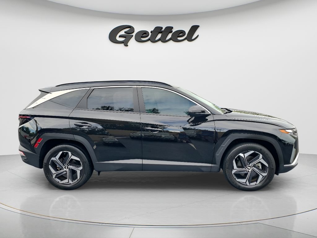 Certified Used 2024 Black Hyundai SEL Convenience image 4