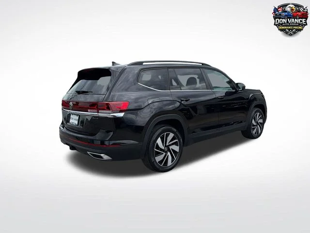 Used 2025 Black Volkswagen 2.0T SE w/Technology image 5