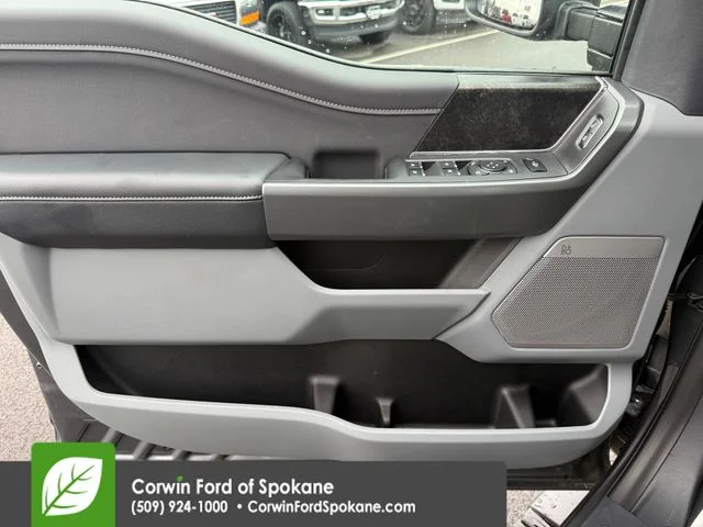 New 2026 Carbonized Gray Metallic Ford XLT image 18