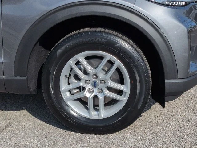 New 2026 Carbonized Gray Metallic Ford Active image 11