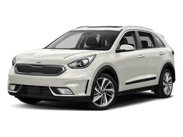 Used 2017 Snow White Pearl Kia FE image 1