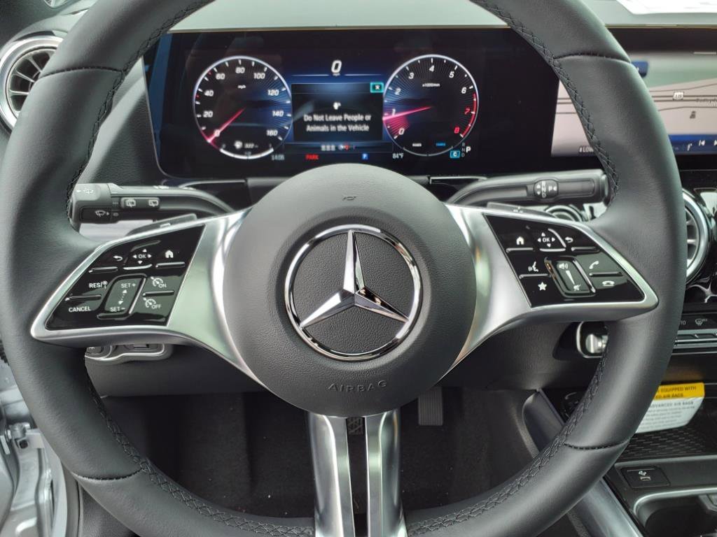 Certified Used 2025 Cirrus Silver Met Mercedes-Benz GLA 250 image 14