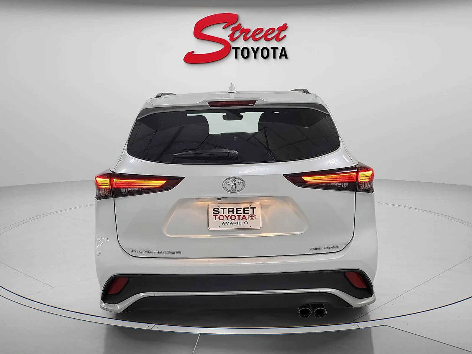 Certified Used 2025 White Toyota XSE image 3
