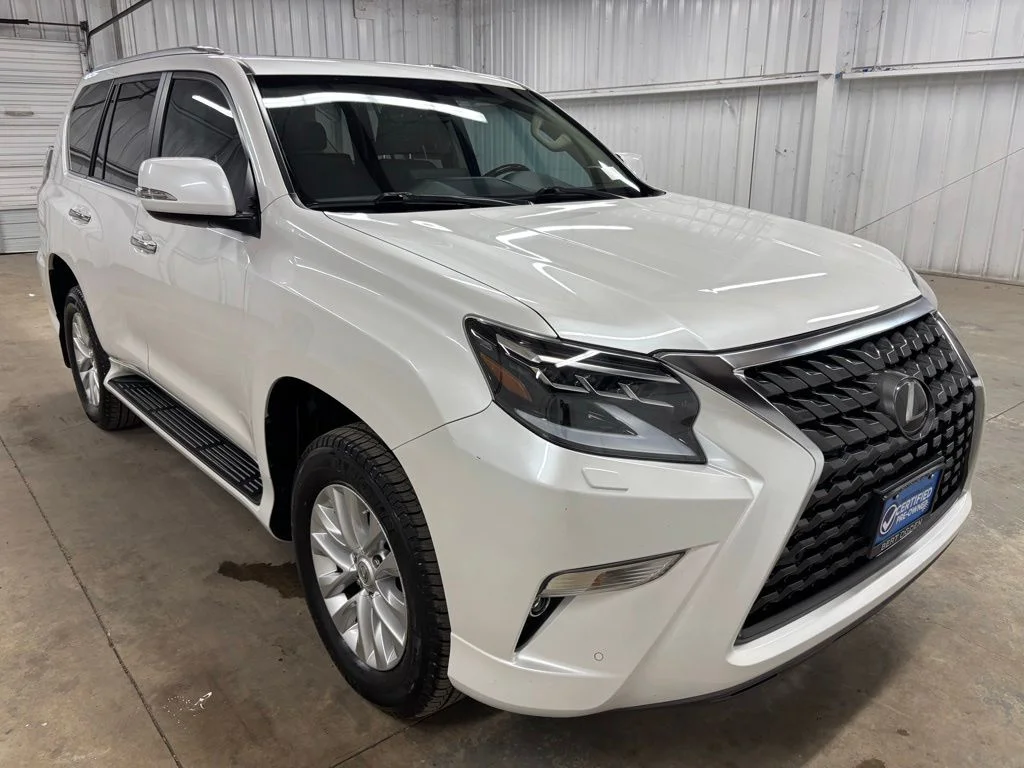 Used 2023 White Lexus 460 image 2