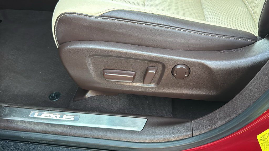 Used 2016 Red Lexus 350 image 24