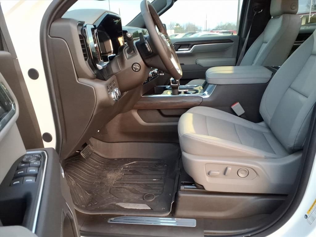 2026 GMC Sierra 1500 SLT - Photo 21