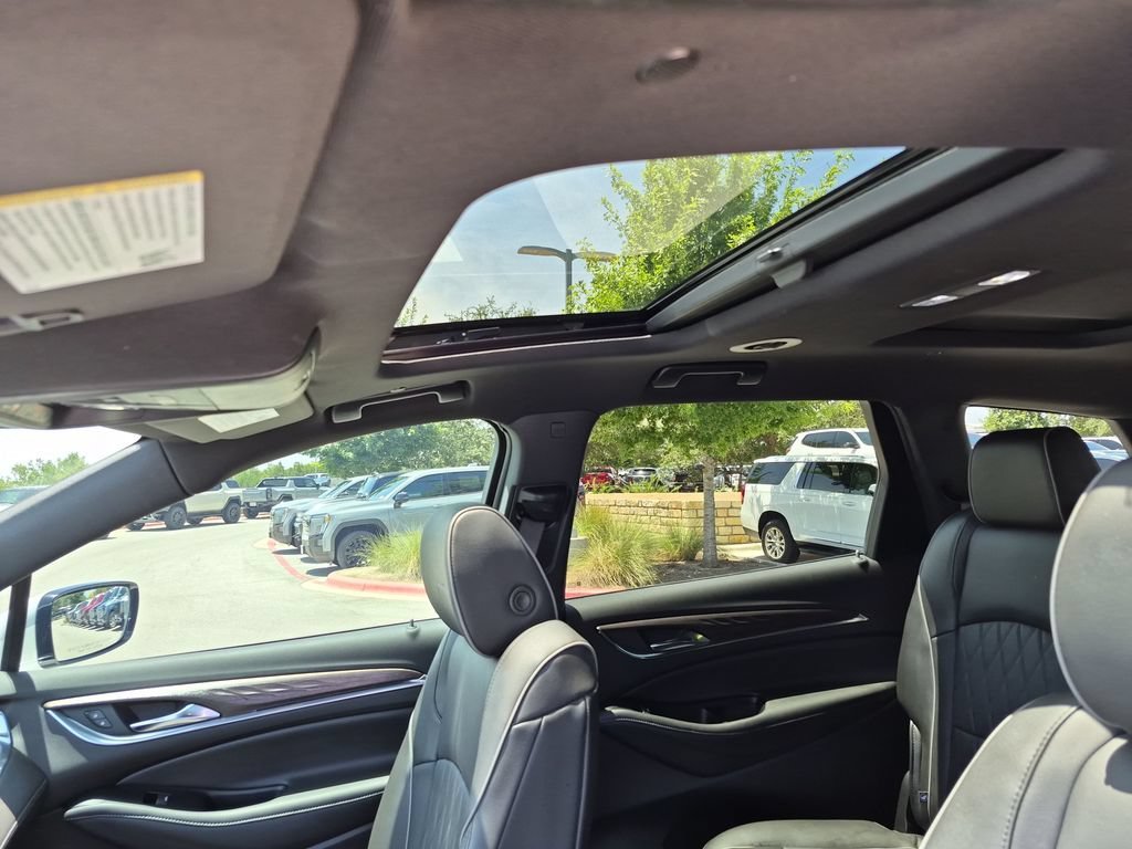 Used 2024 White Frost Tricoat Buick Avenir image 31