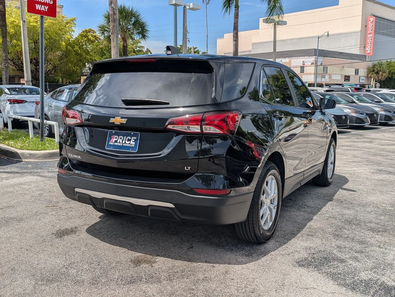 Used 2023 Mosaic Black Metallic Chevrolet LT image 4