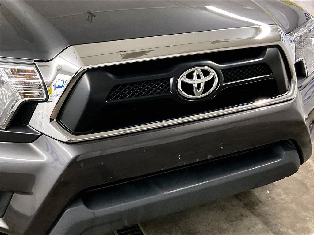 Used 2013 Gray Toyota Base image 29
