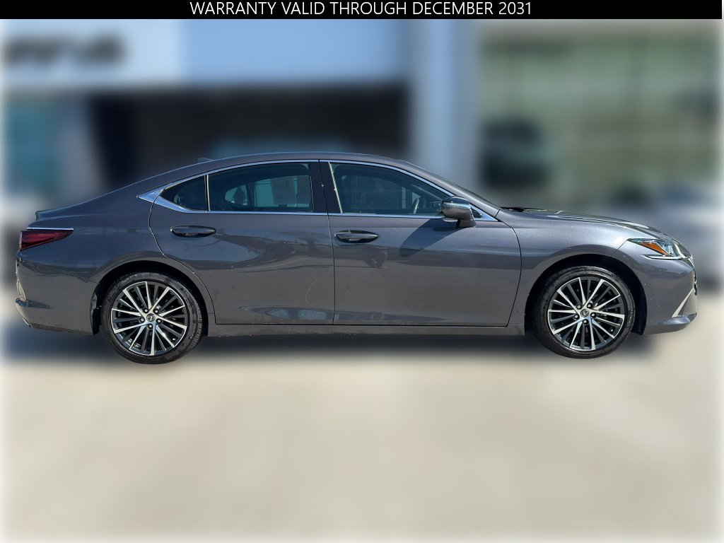Used 2025 CLOUDBURST Lexus Base image 11