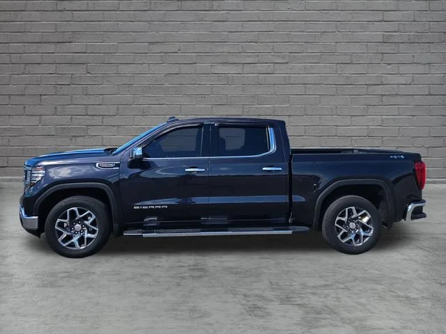 Used 2023 TITANIUM RUSH METALLIC GMC SLT image 2