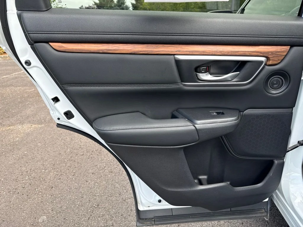 Used 2019 Platinum White Pearl Honda Touring image 20