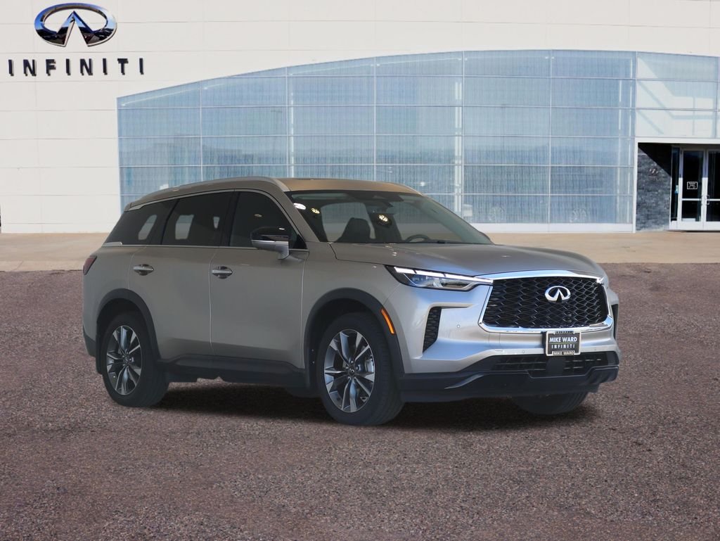 Certified Used 2023 Silver INFINITI LUXE image 60