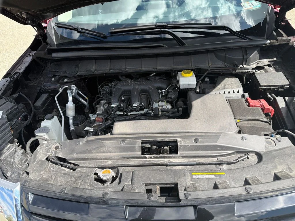 Certified Used 2025 Red Nissan SL image 18