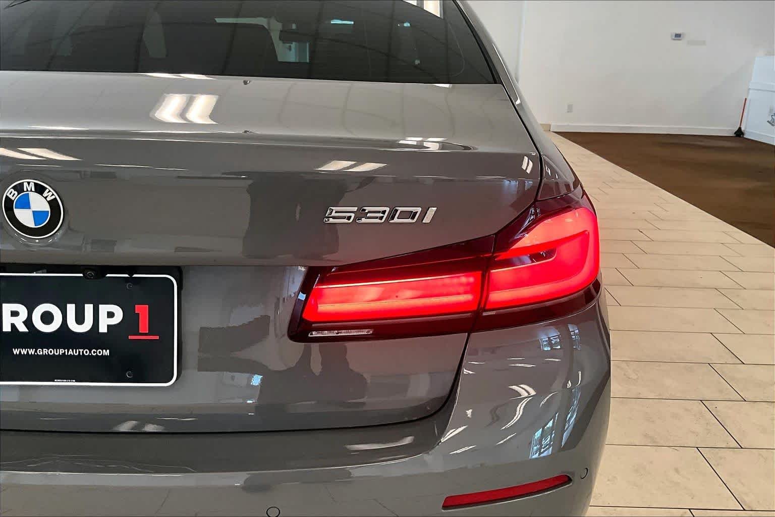 Used 2022 Bernina Grey Amber Effect Metallic BMW 530i image 28