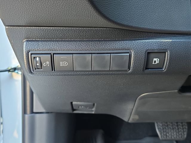 2026 Toyota Corolla XLE - Photo 24