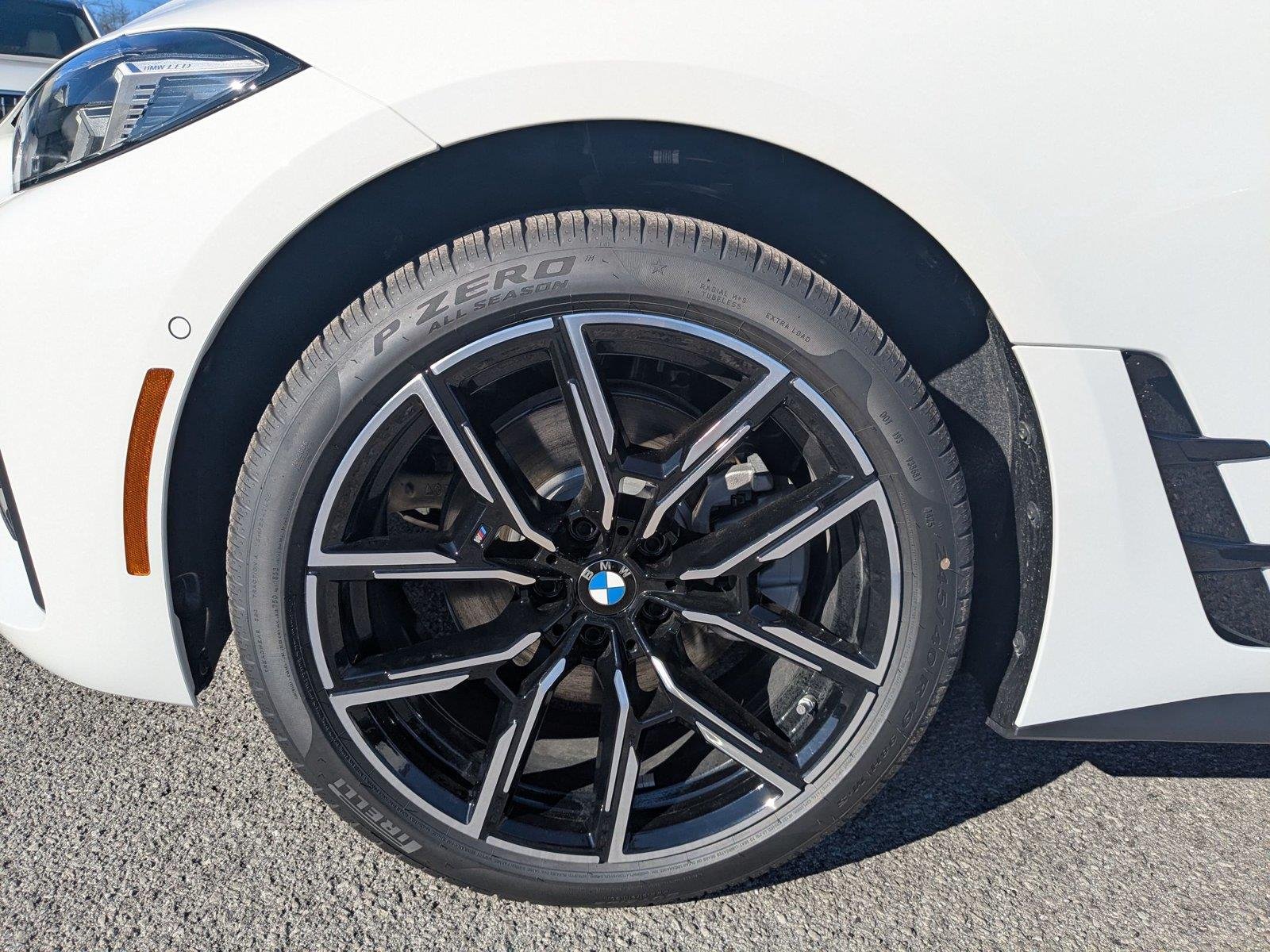 2026 BMW 4 Series 430i - Photo 9