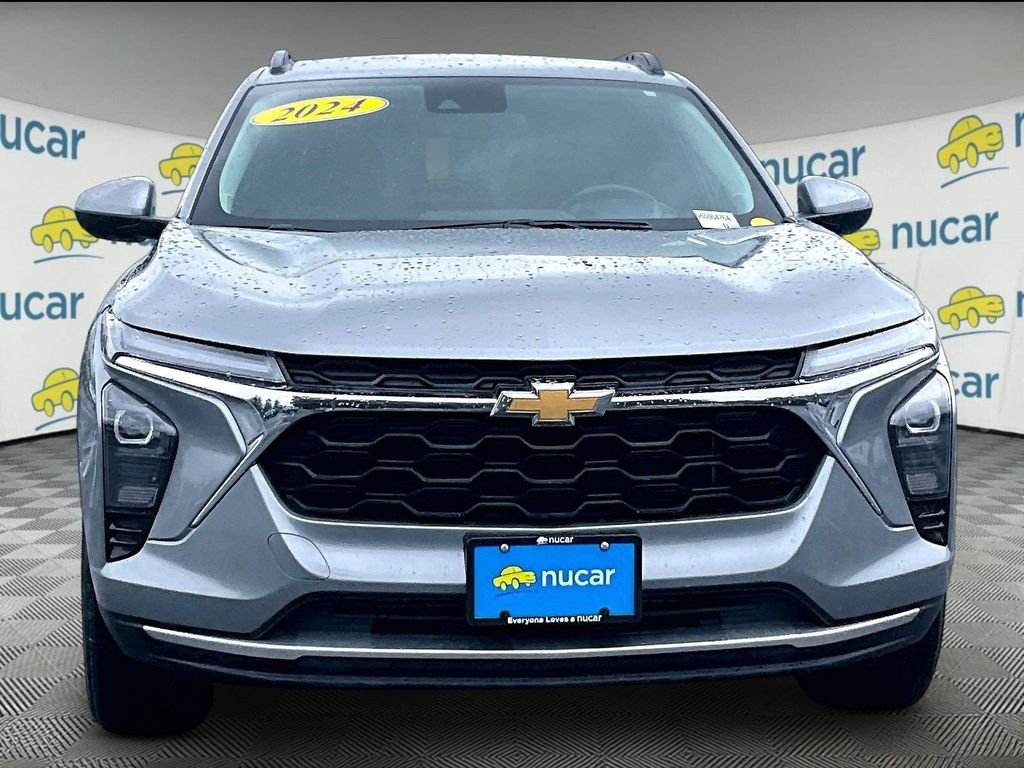 Used 2024 Gray Chevrolet LT image 2