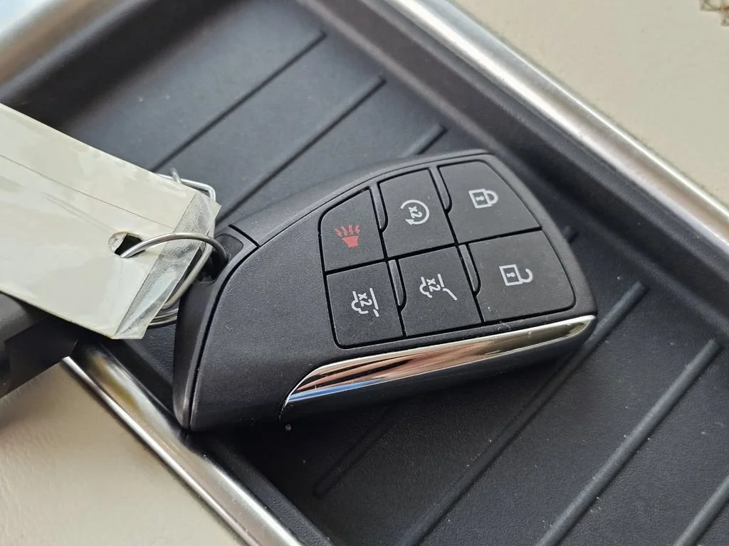 Used 2023 Onyx Black GMC Denali image 33