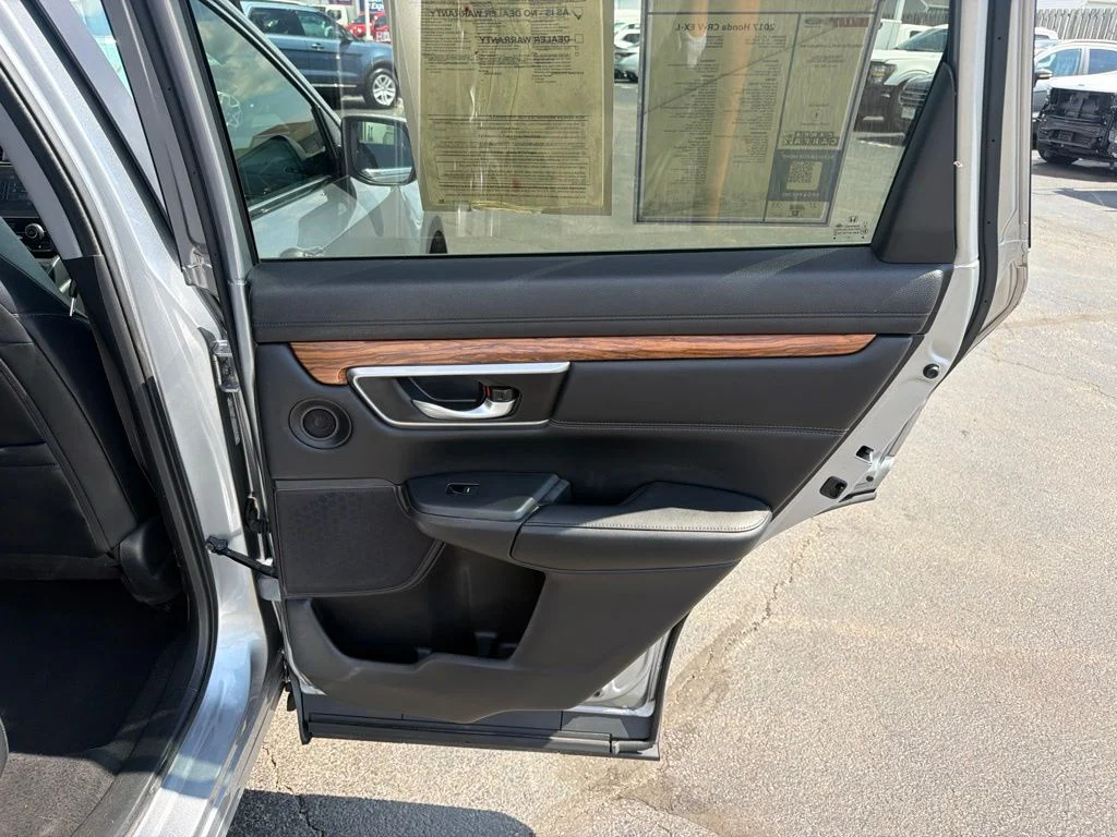 Used 2017  Honda EX-L image 49