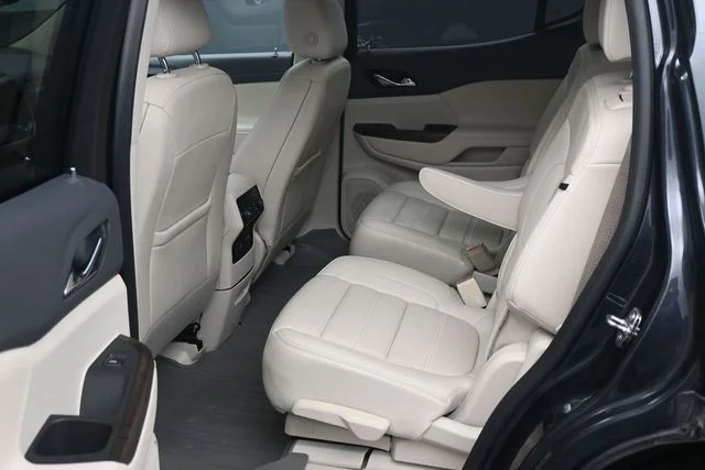 Certified Used 2021 Hunter Metallic GMC Denali image 5