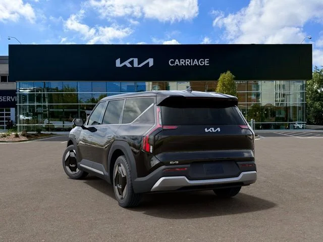 New 2026 Black Kia Light image 4