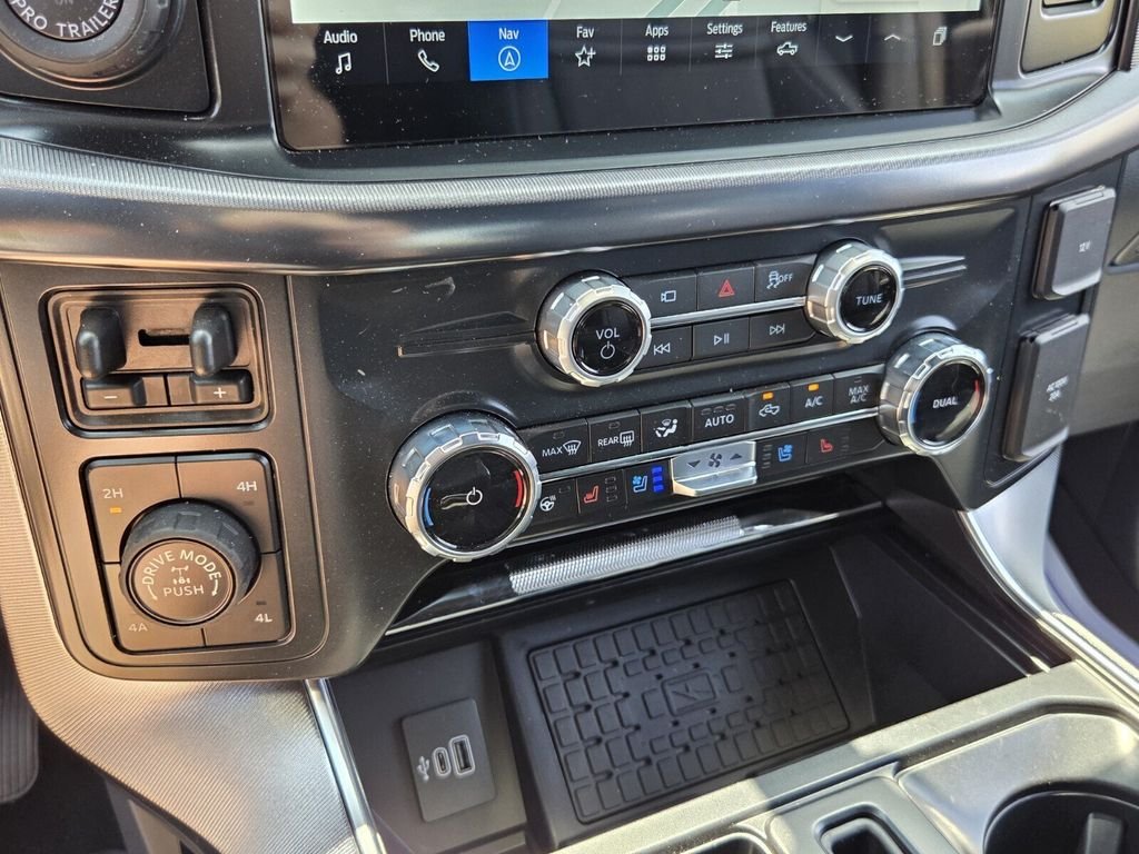 Used 2025 Black Ford Platinum image 20