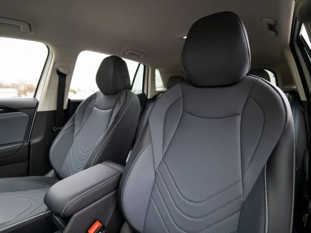New 2026 White/off-white Volkswagen 2.0T SE image 14