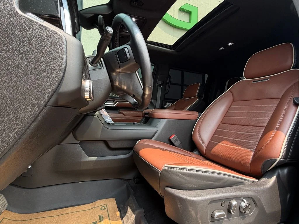 Used 2024 Blue GMC Denali Ultimate image 10