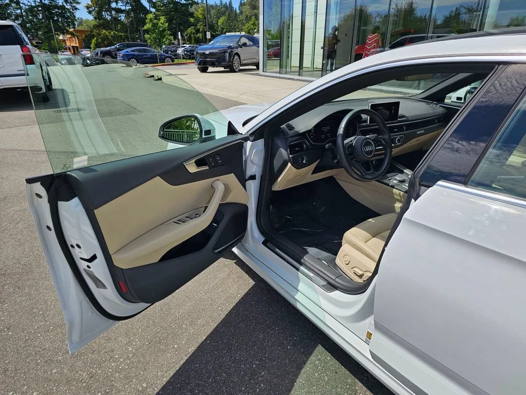 Used 2018  Audi Premium Plus image 18