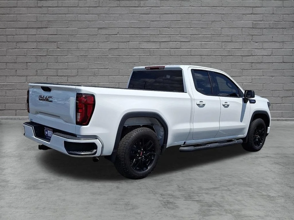 Used 2026 Summit White GMC Elevation image 41