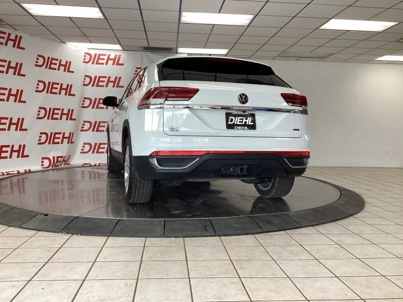 Used 2022 White Volkswagen 3.6L V6 SE w/Technology image 5