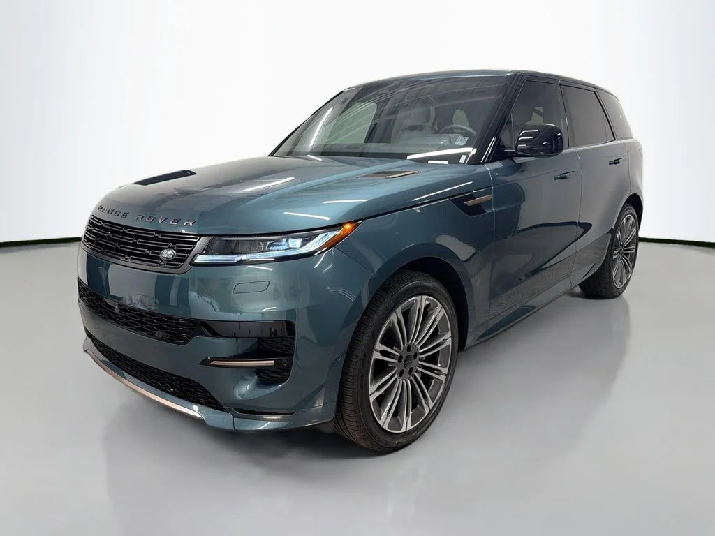 New 2026 Giola Green Metallic Land Rover Dynamic SE image 1