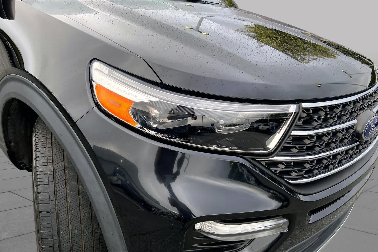 Used 2024 Agate Black Metallic Ford XLT image 24