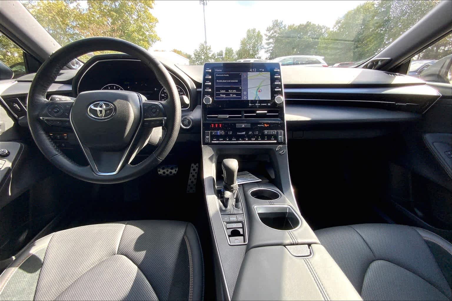 Used 2019 Wind Chill Pearl Toyota Touring image 15